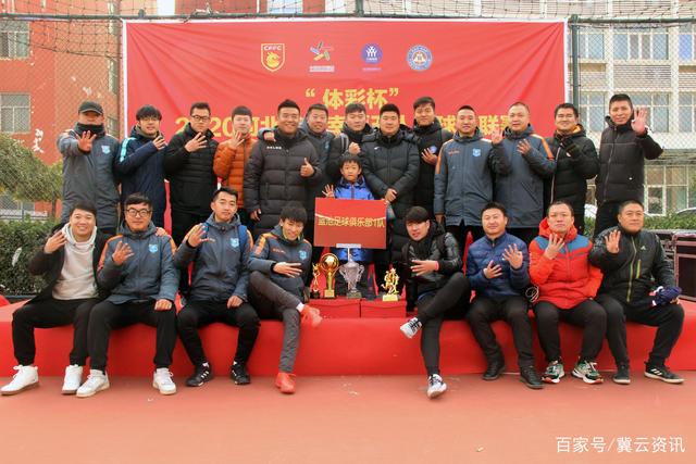 🏀勇士11人轮换均得分力克湖人闯入决赛 伦德博格15分 卡尔17分
